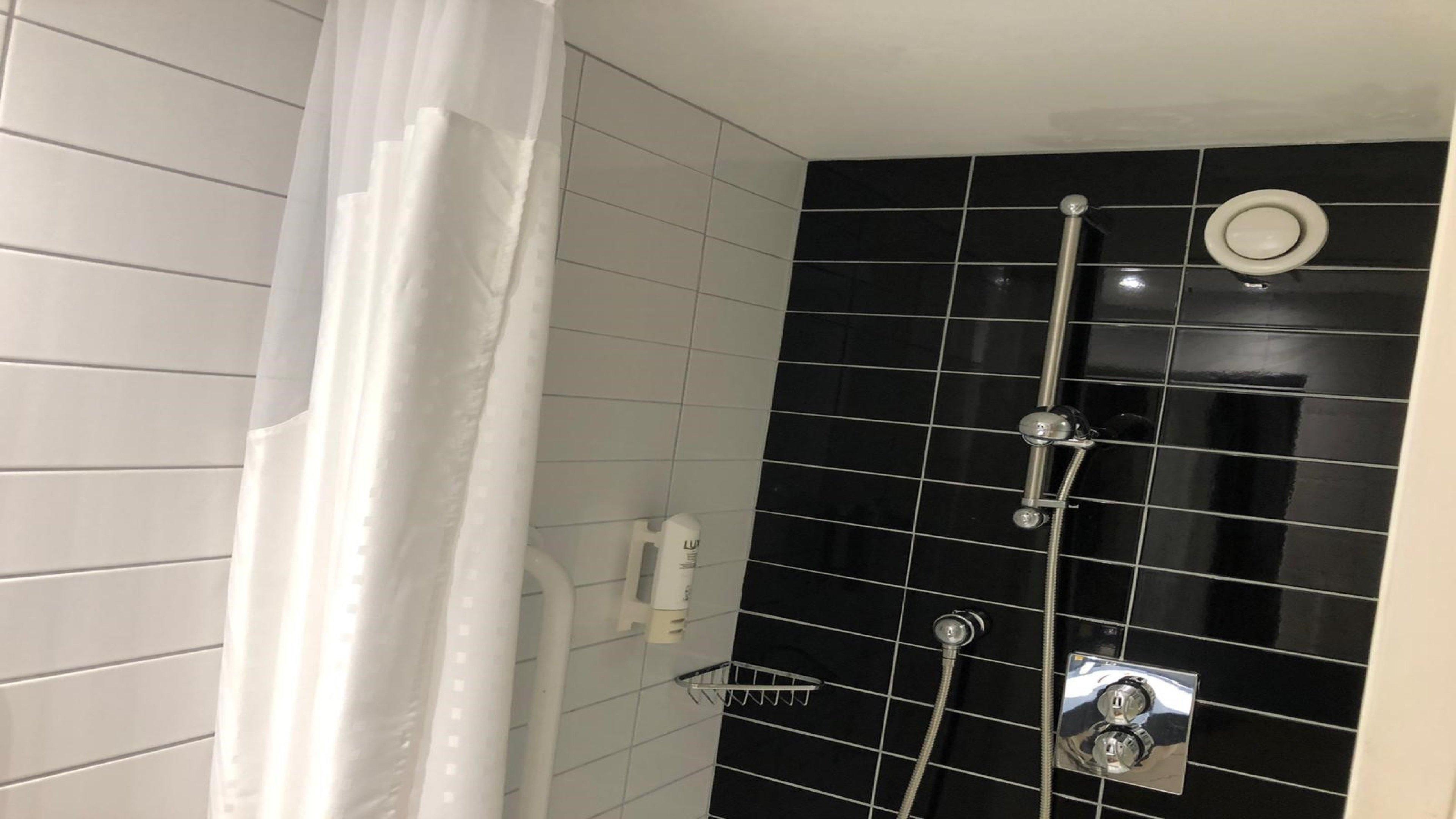 Holiday Inn Express Glenrothes By Ihg Ngoại thất bức ảnh